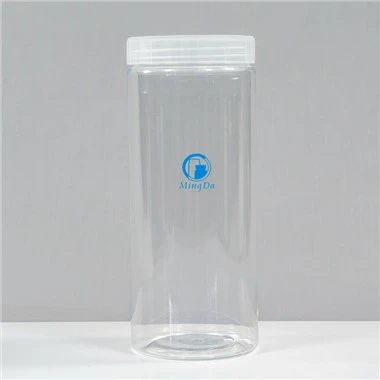 Borcane de plastic limpezi cu capace
